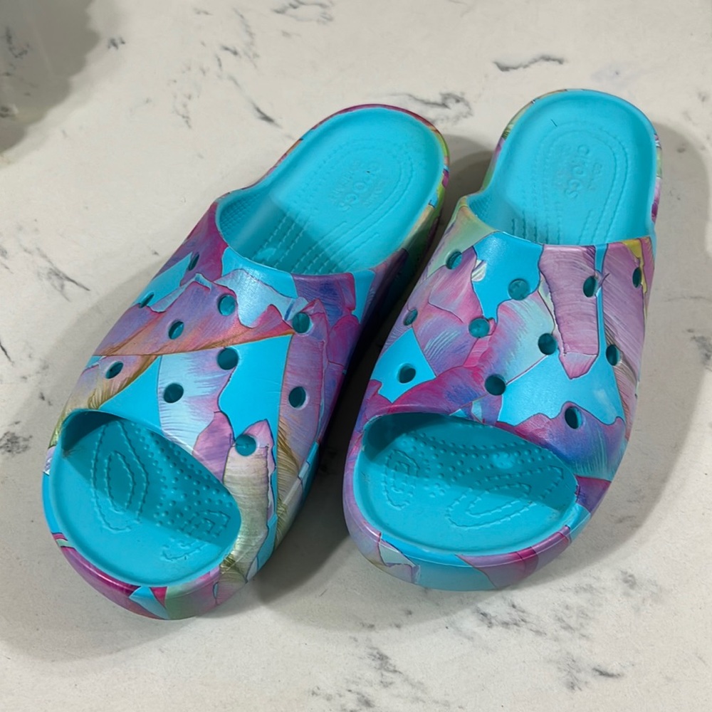 Crocs Classic Platform Palm Print Slide